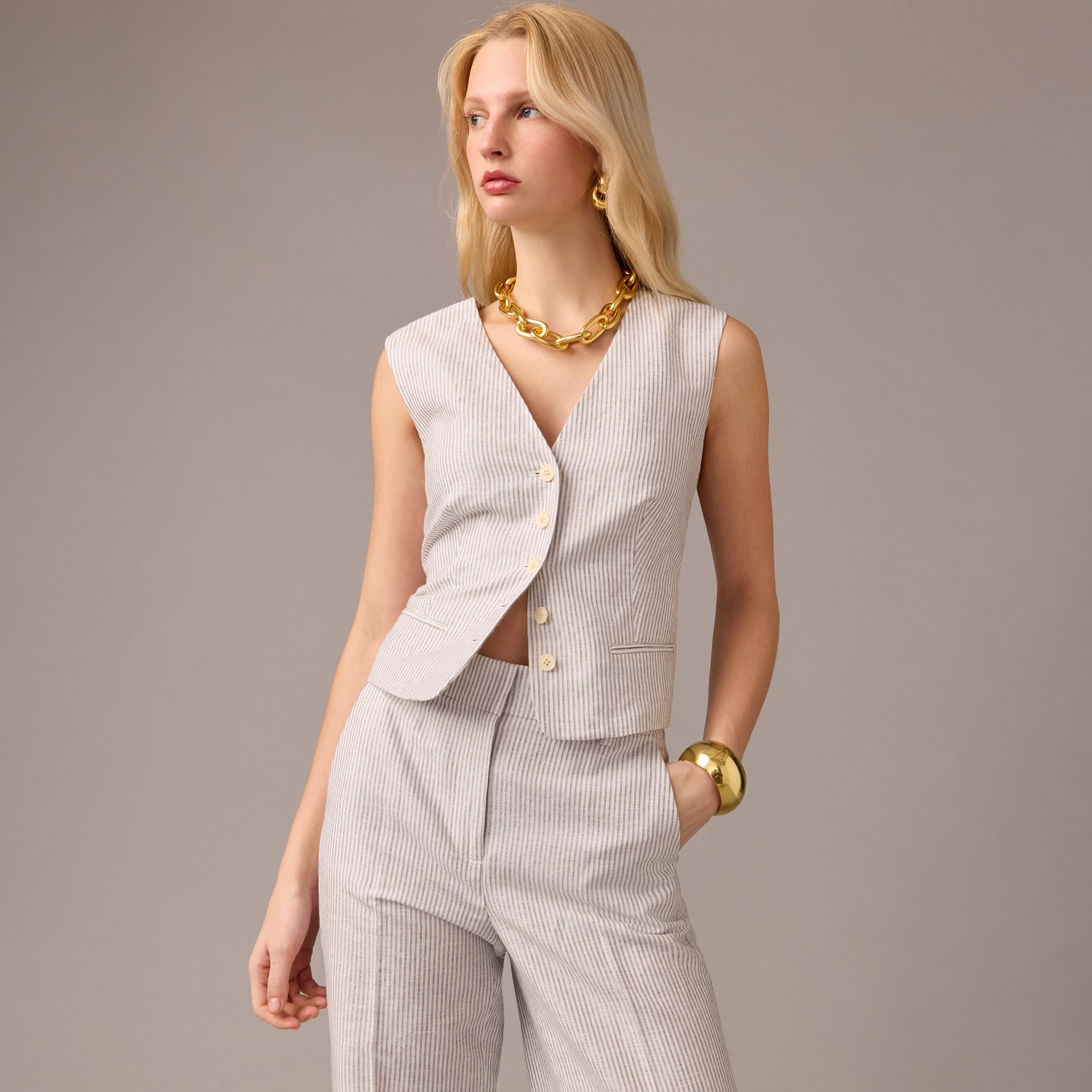 womens Collection suit vest in Italian linen blend with Lurex&reg; metallic threads