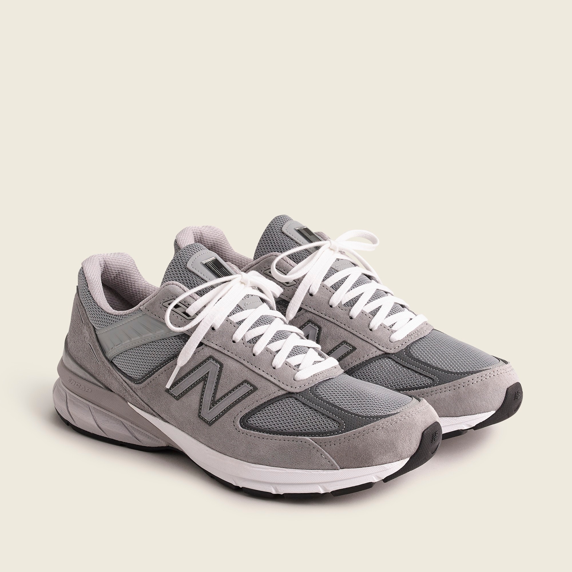 new balance sneakers 990v5